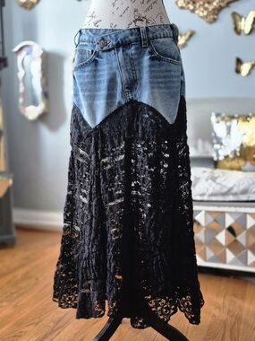Vintage Y2K Coastal Cowgirl Denim and Lace Skirt Medium